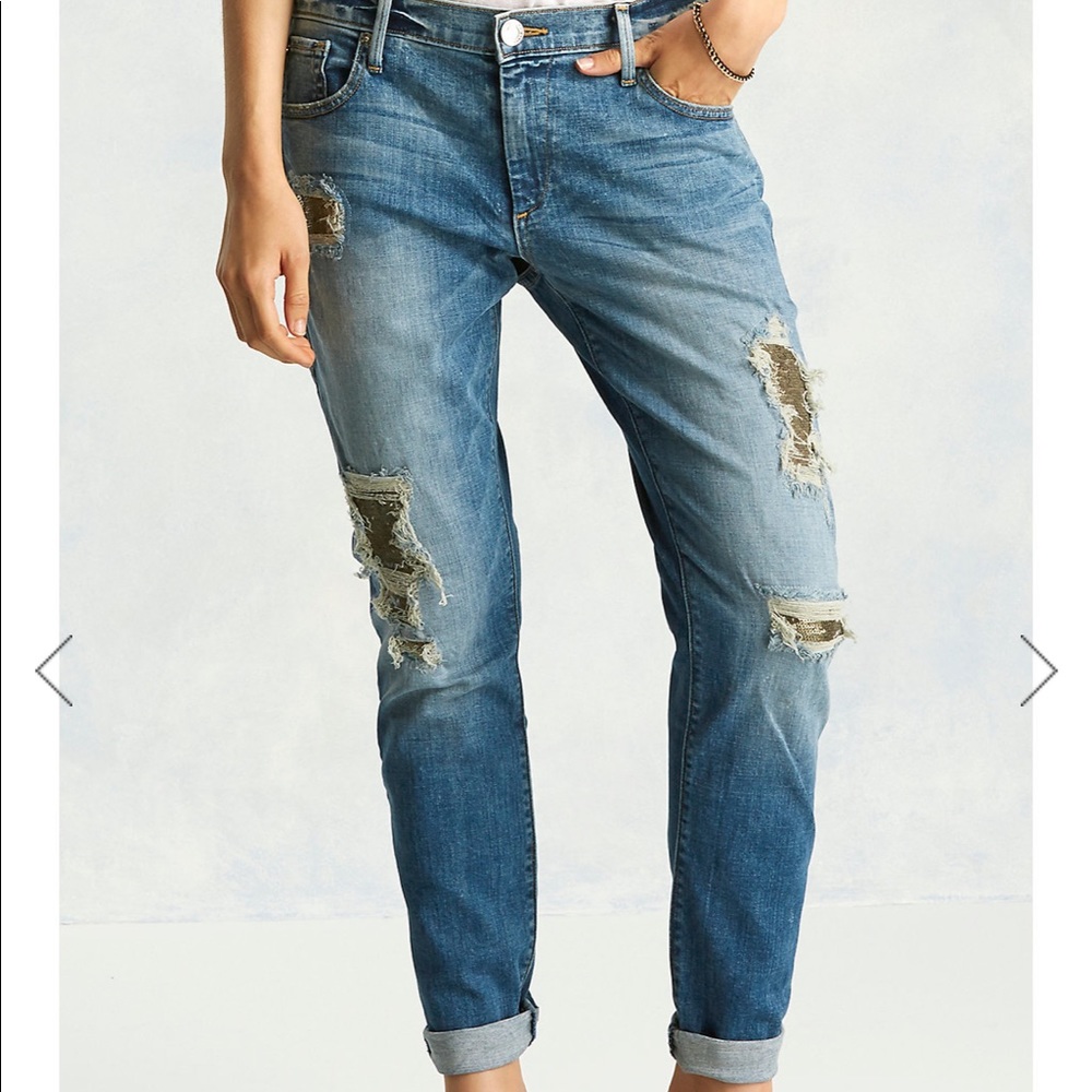 True Religion Audrey distresses with sequins sz 28